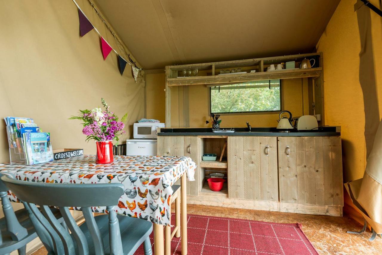 Kidwelly Glamping Hotell Exteriör bild
